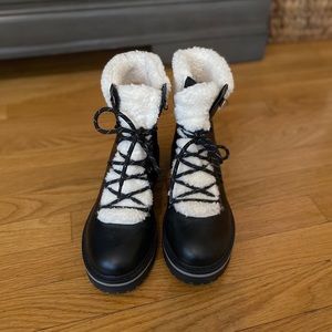 Black Tommy Hilfiger Sherpa Boots